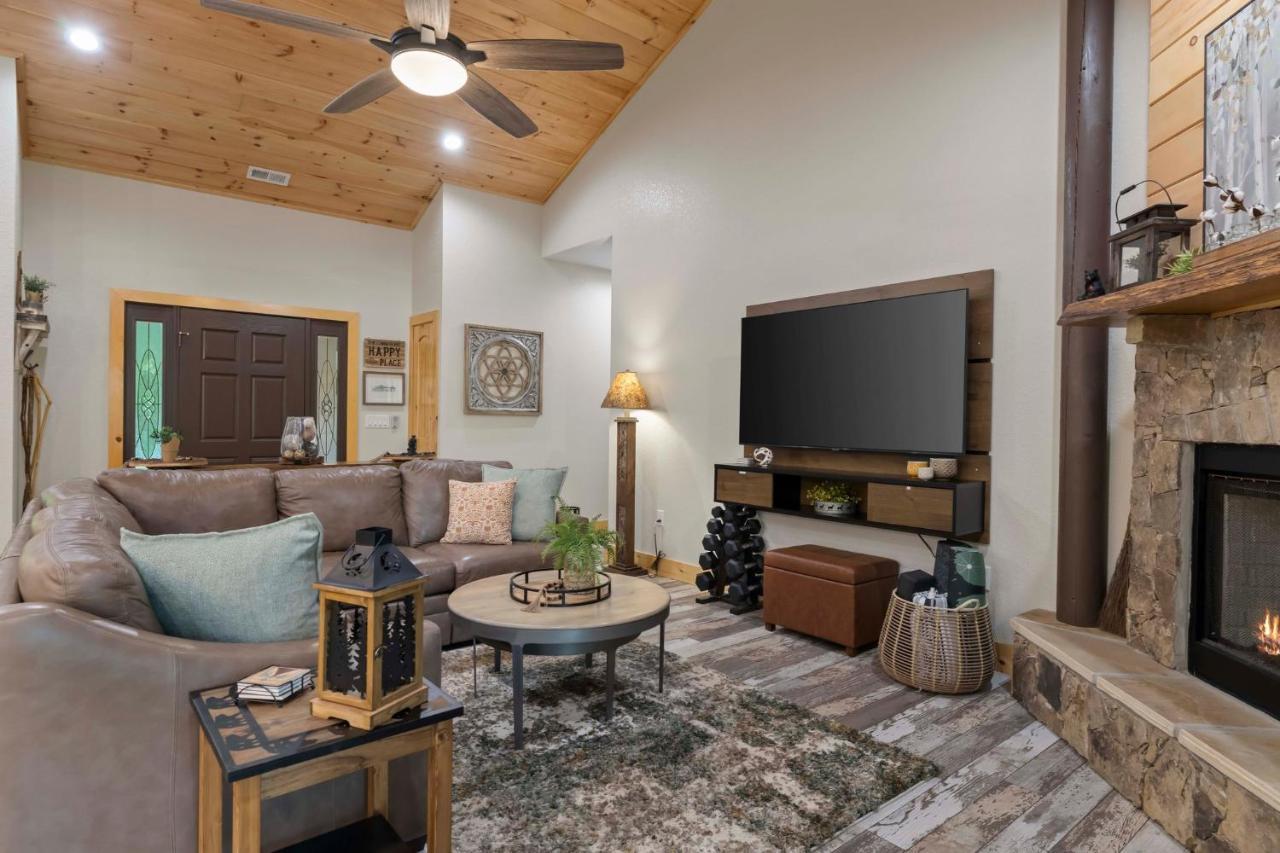 Stunning Views, Superb Atmosphere, Modern Amenities, In The Middle Of Nature Bryson City Buitenkant foto