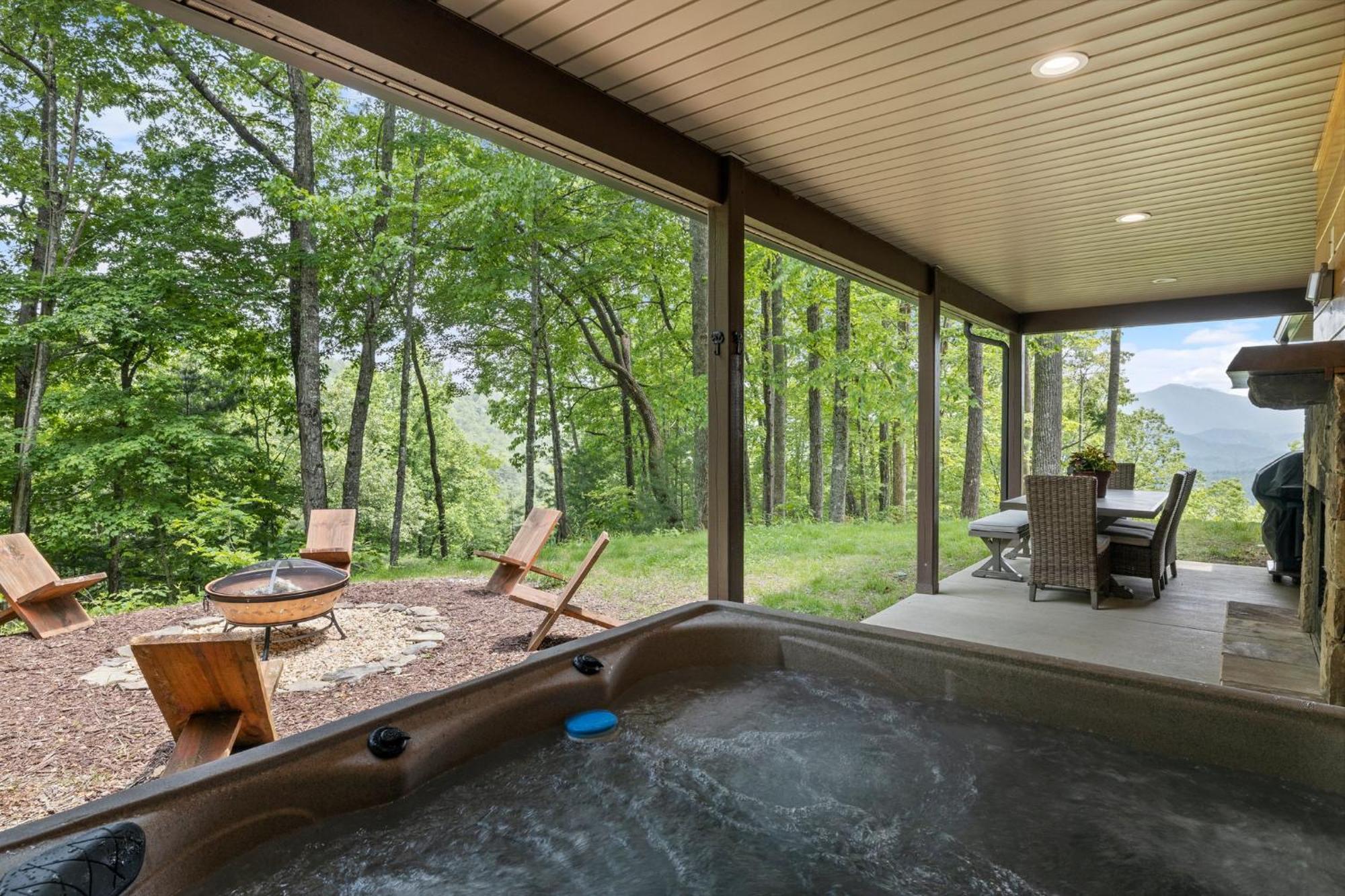 Stunning Views, Superb Atmosphere, Modern Amenities, In The Middle Of Nature Bryson City Buitenkant foto
